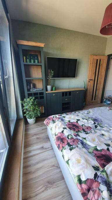 Apartment In City Center Пжемысл Экстерьер фото
